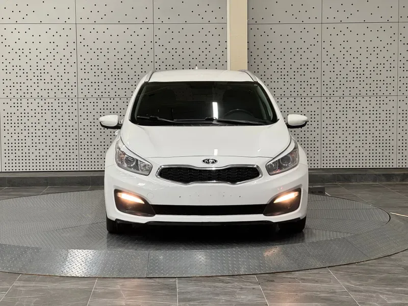 Kia Cee'd, 2018, фото 3