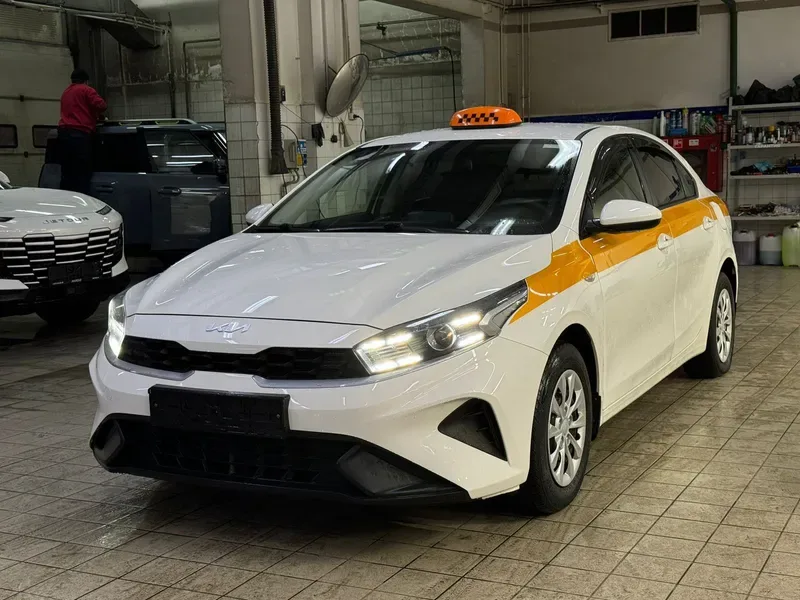 Kia Cerato, 2021, фото 3
