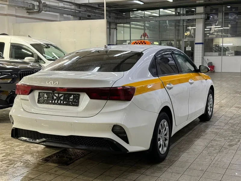 Kia Cerato, 2021, фото 4
